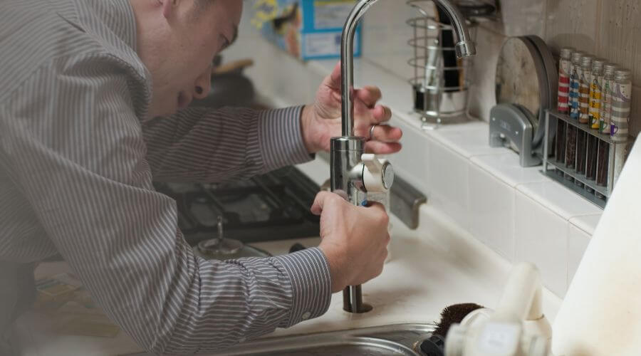 Professional bathroom faucet installation in Beckemeyer, IL